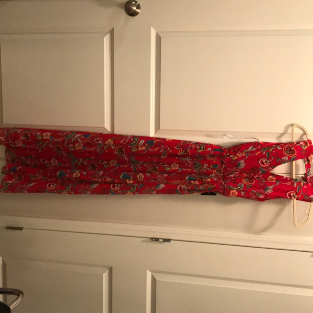 BNWT keyhole high neck dress - Picture 1 of 7